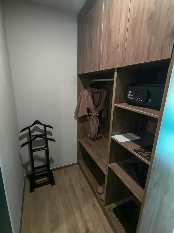 맨하탄 호텔  방콕 외부 사진